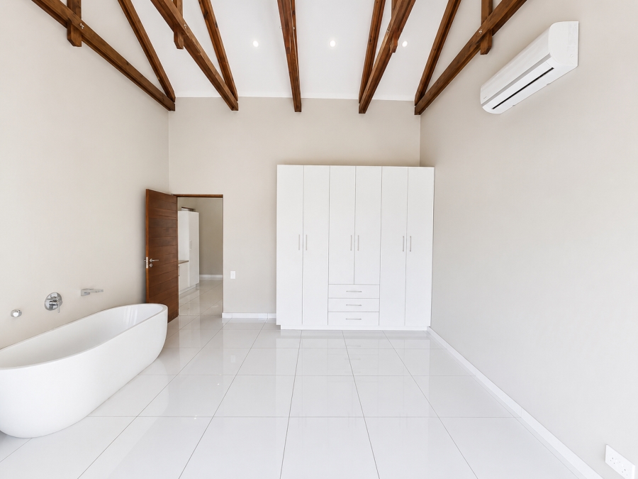 3 Bedroom Property for Sale in The Islands Estates North West